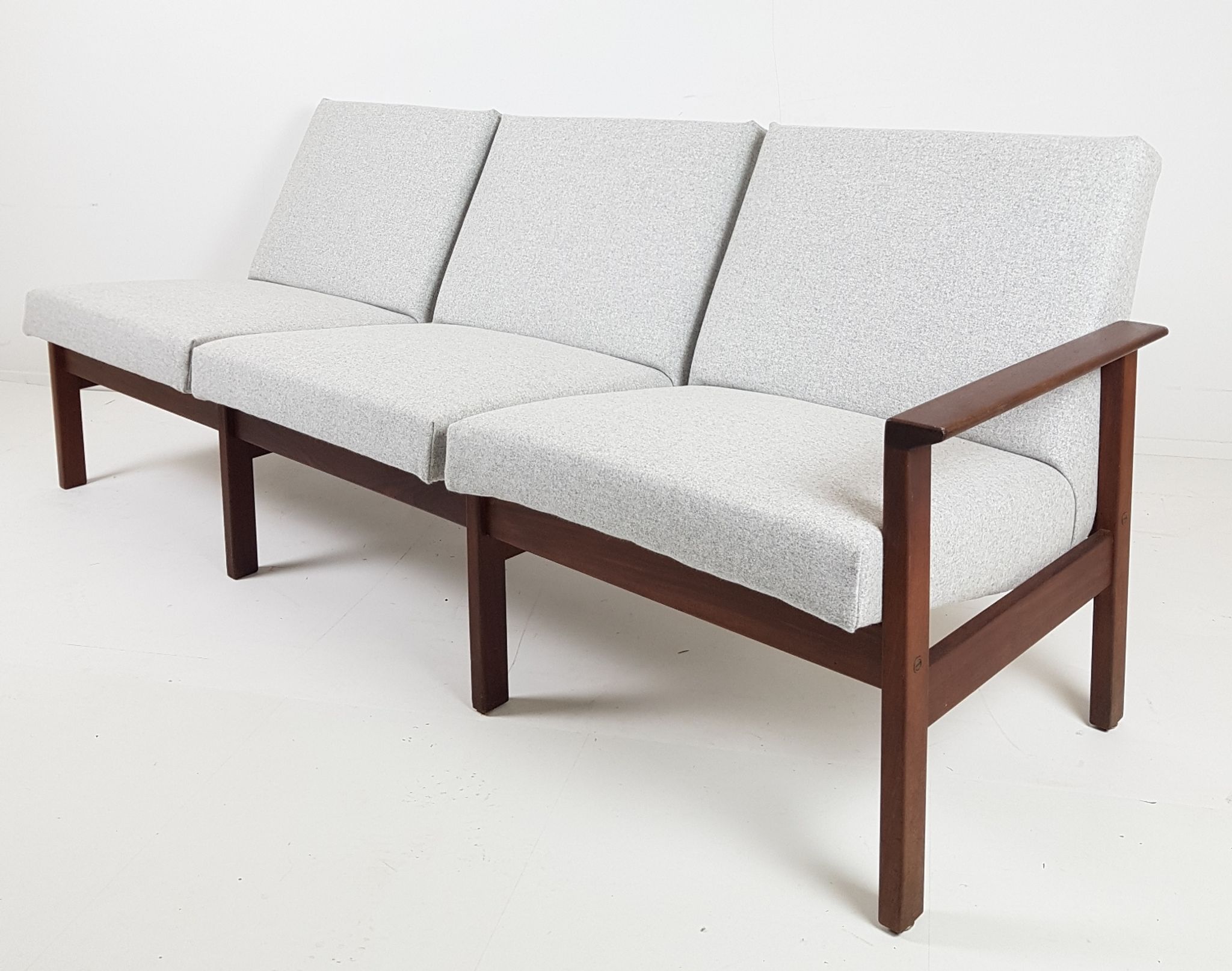 Canapé kvadrat laine gris Yngve Ekström pour Pastoe