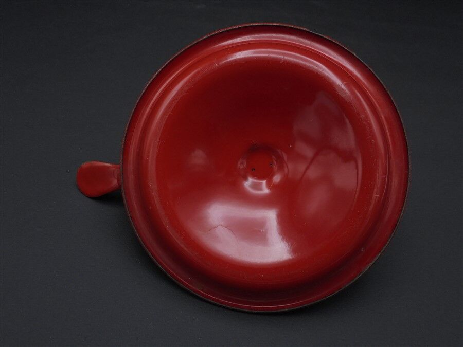 Enamelled sheet metal candlestick