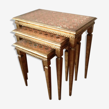 Florentine-style gigognes tables