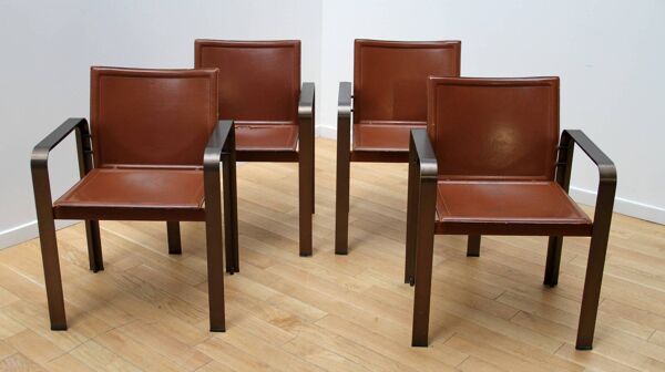 Suite de 4 fauteuils Matteo Grassi