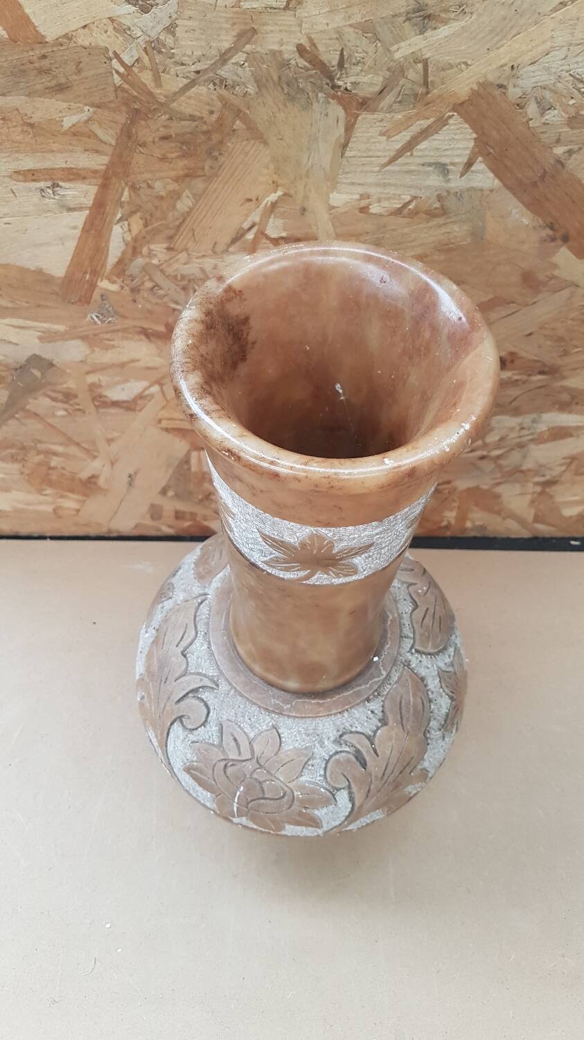 Old alabaster vase decor flowers engraved large vintage model