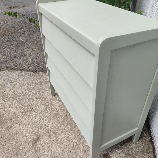 Commode vintage
