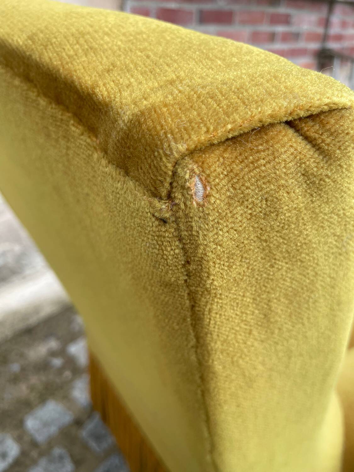 Mustard yellow velvet toad armchair with fringes