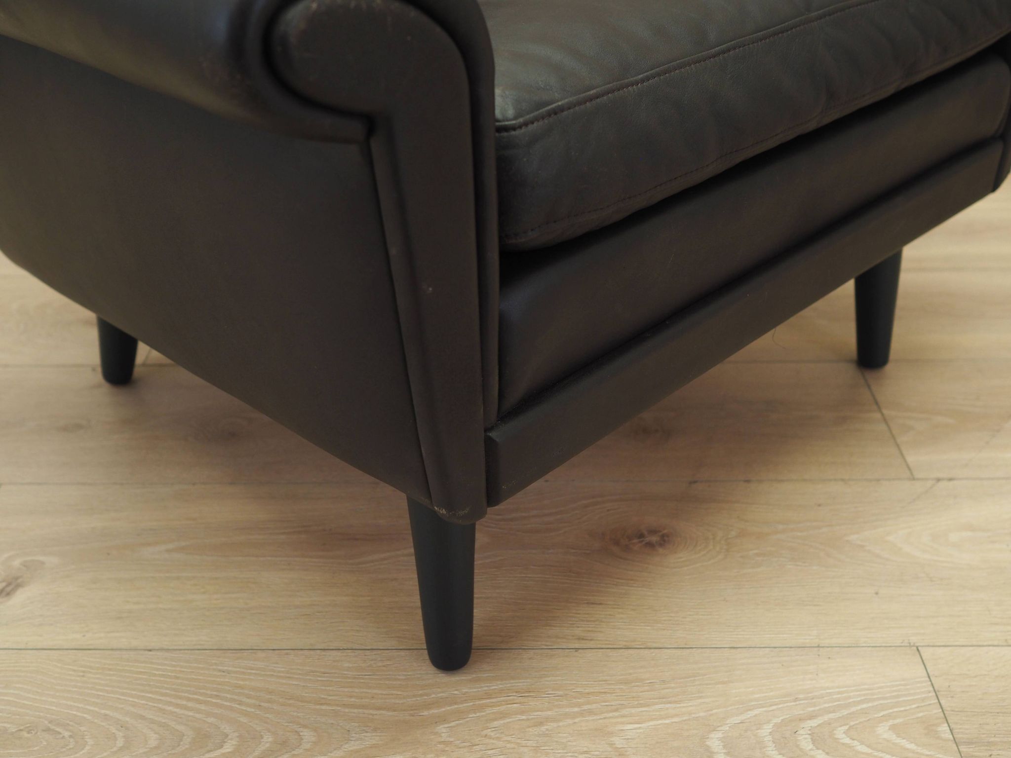 Brown leather armchair, Danish design, 1960s, designer: Aage Christiansen,