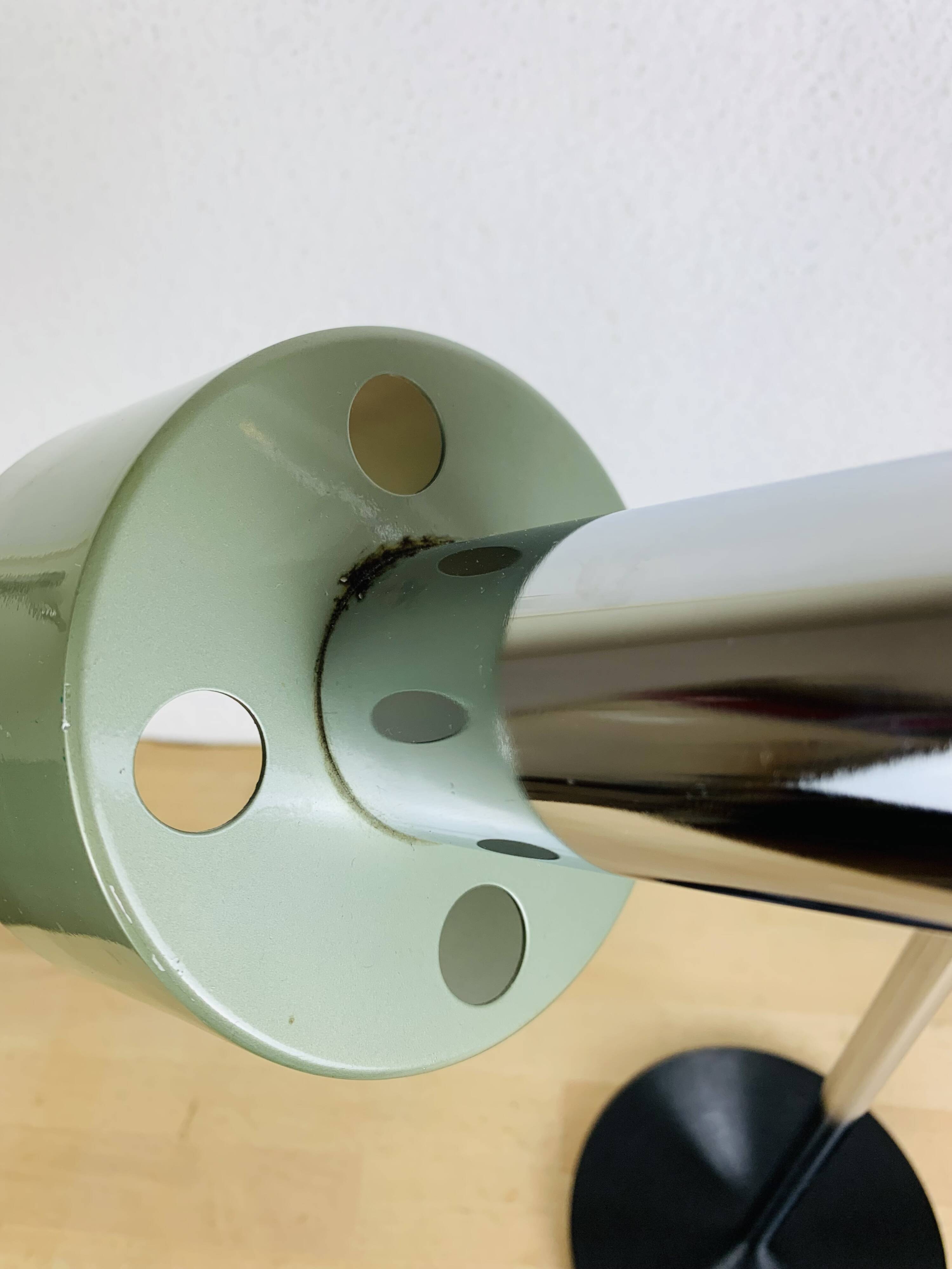 Lampe de bureau spot années 60 design Suisse