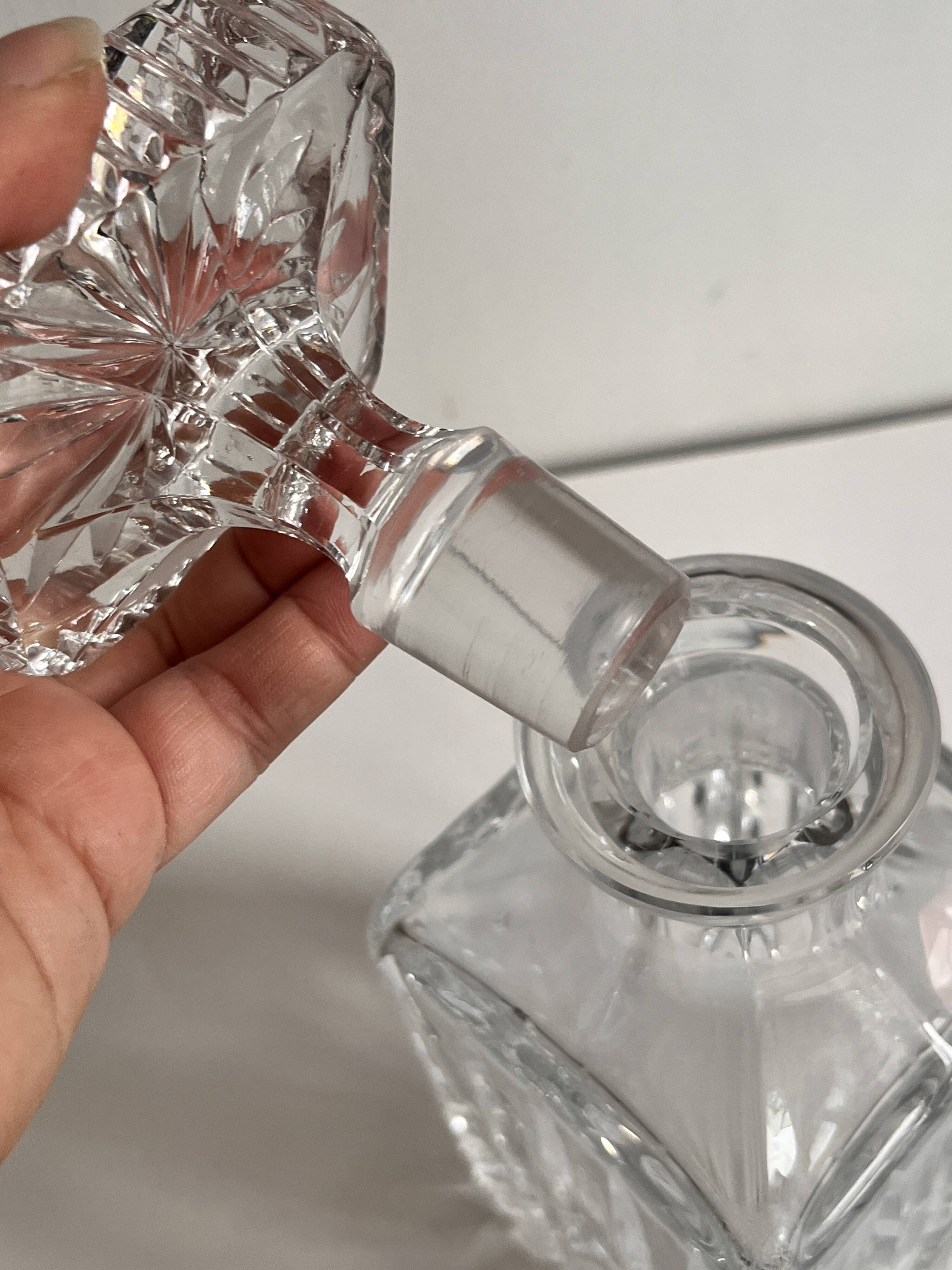 Crystal whisky decanter