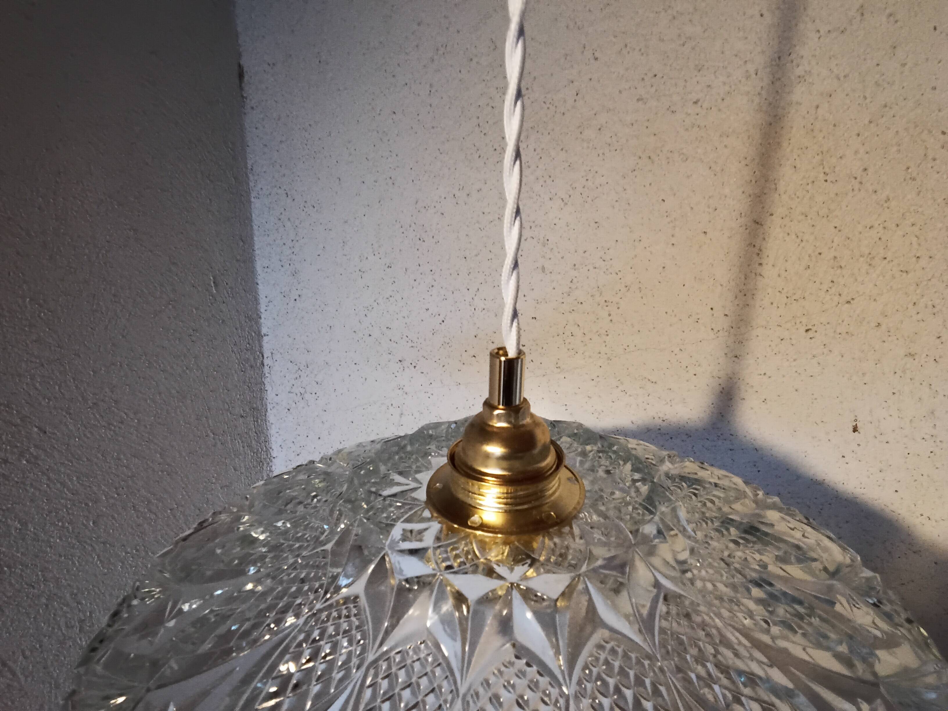 Suspension vintage en verre moulé