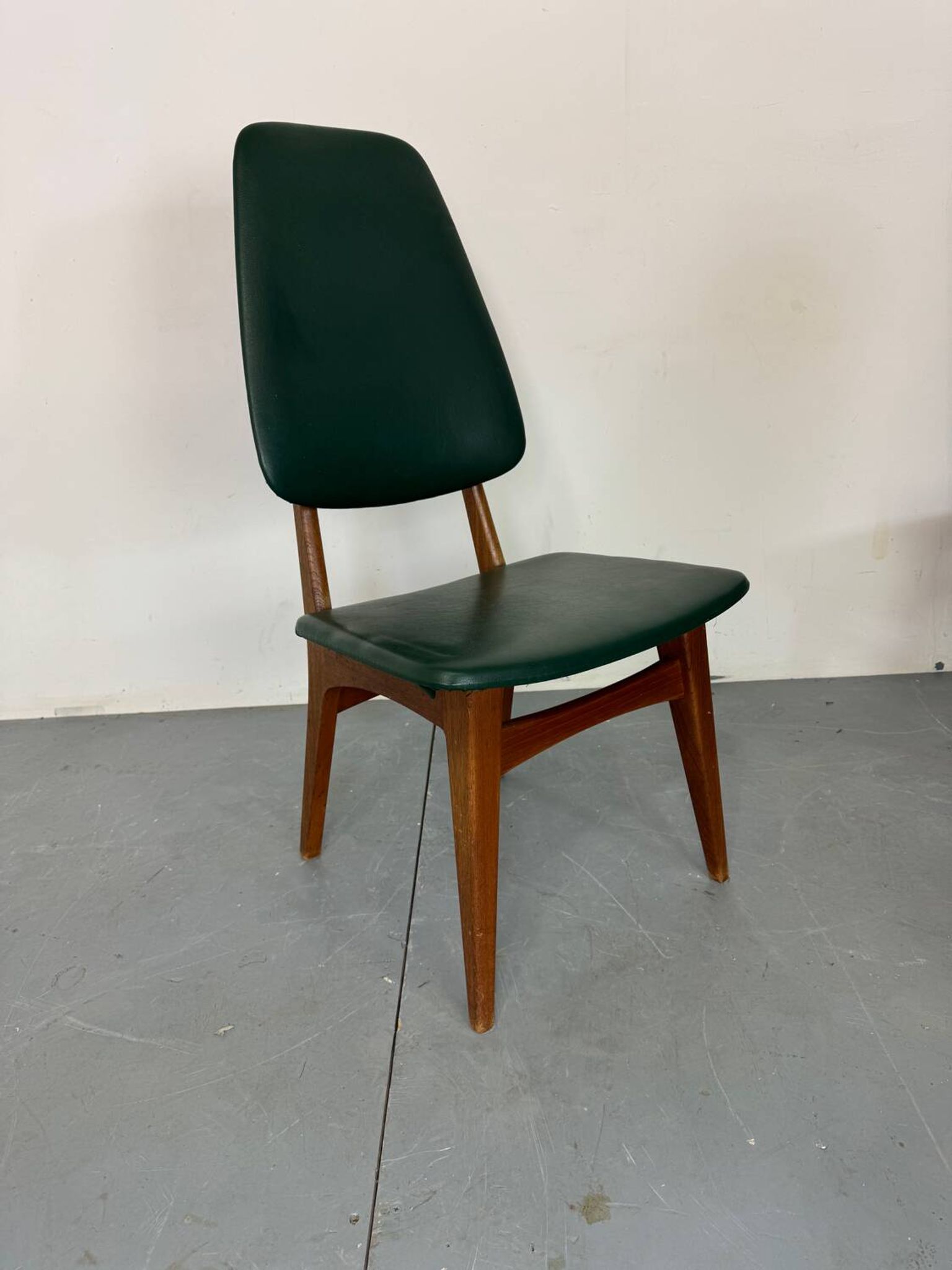Chaises de salle à manger vintage en teck à dossier haut, design danois norvégien Bruk Sorheim