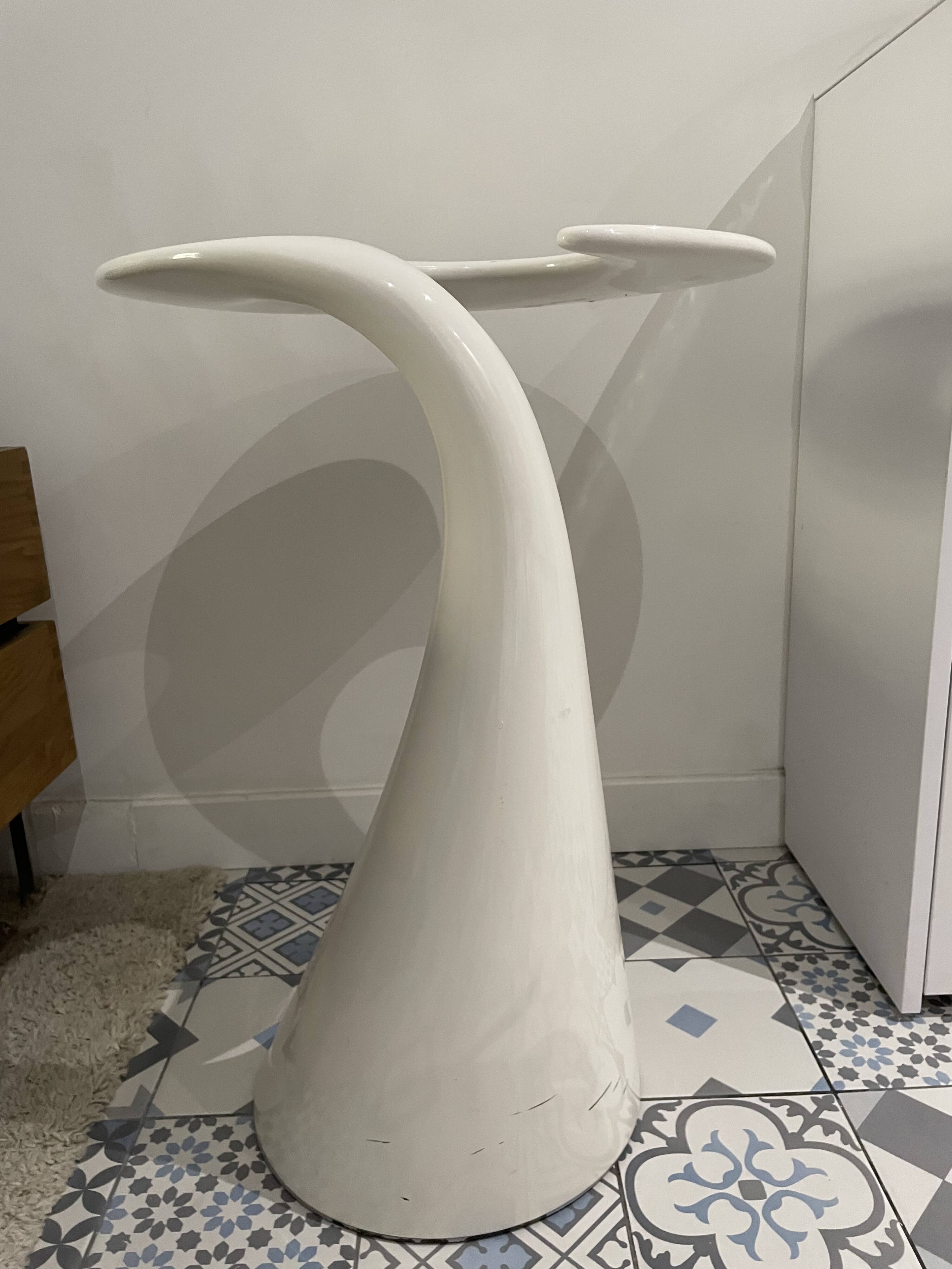 70s pedestal table