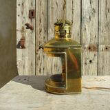 Brass boat tempete lamp