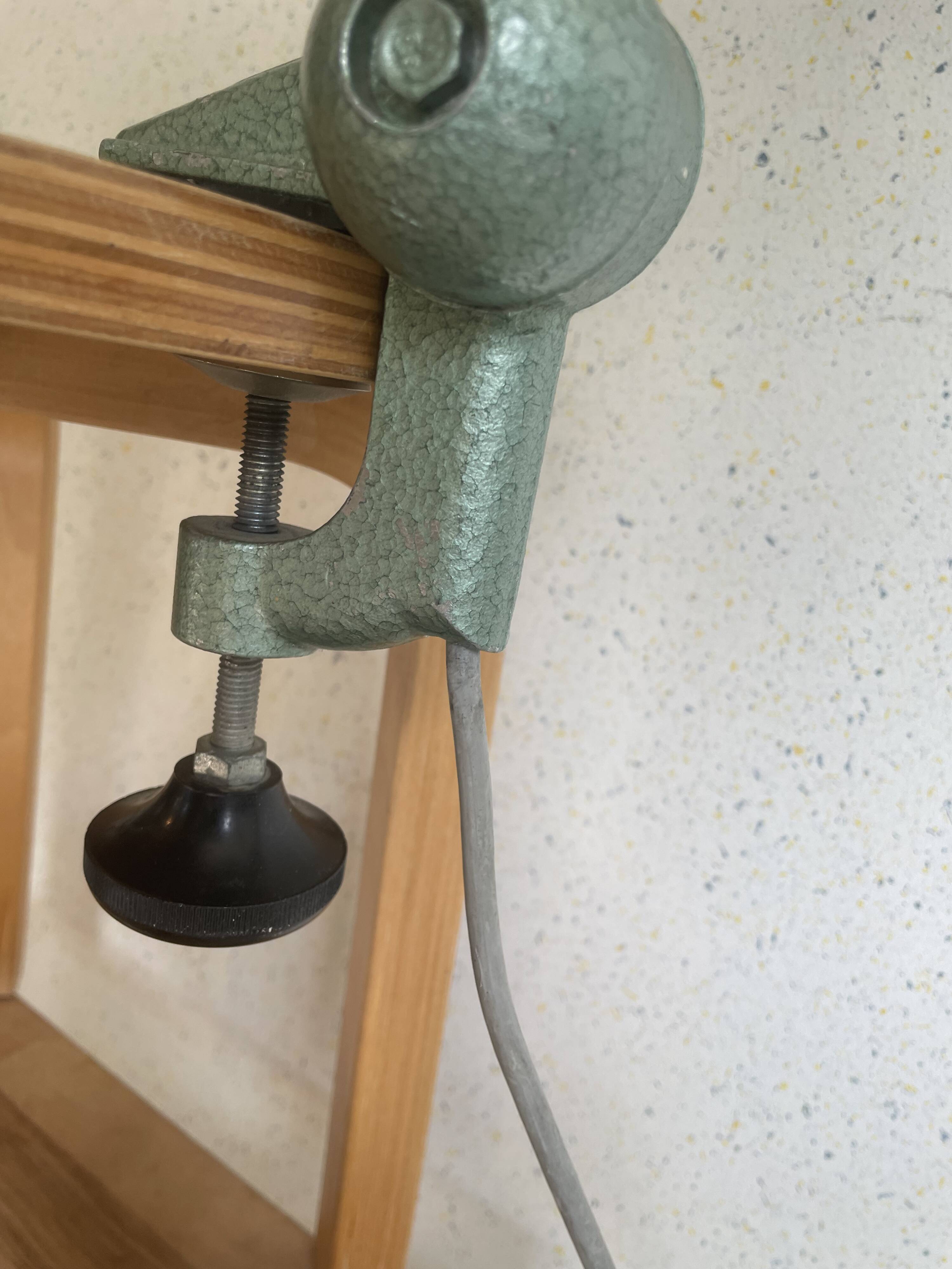 Lampe industrielle LUMINA
