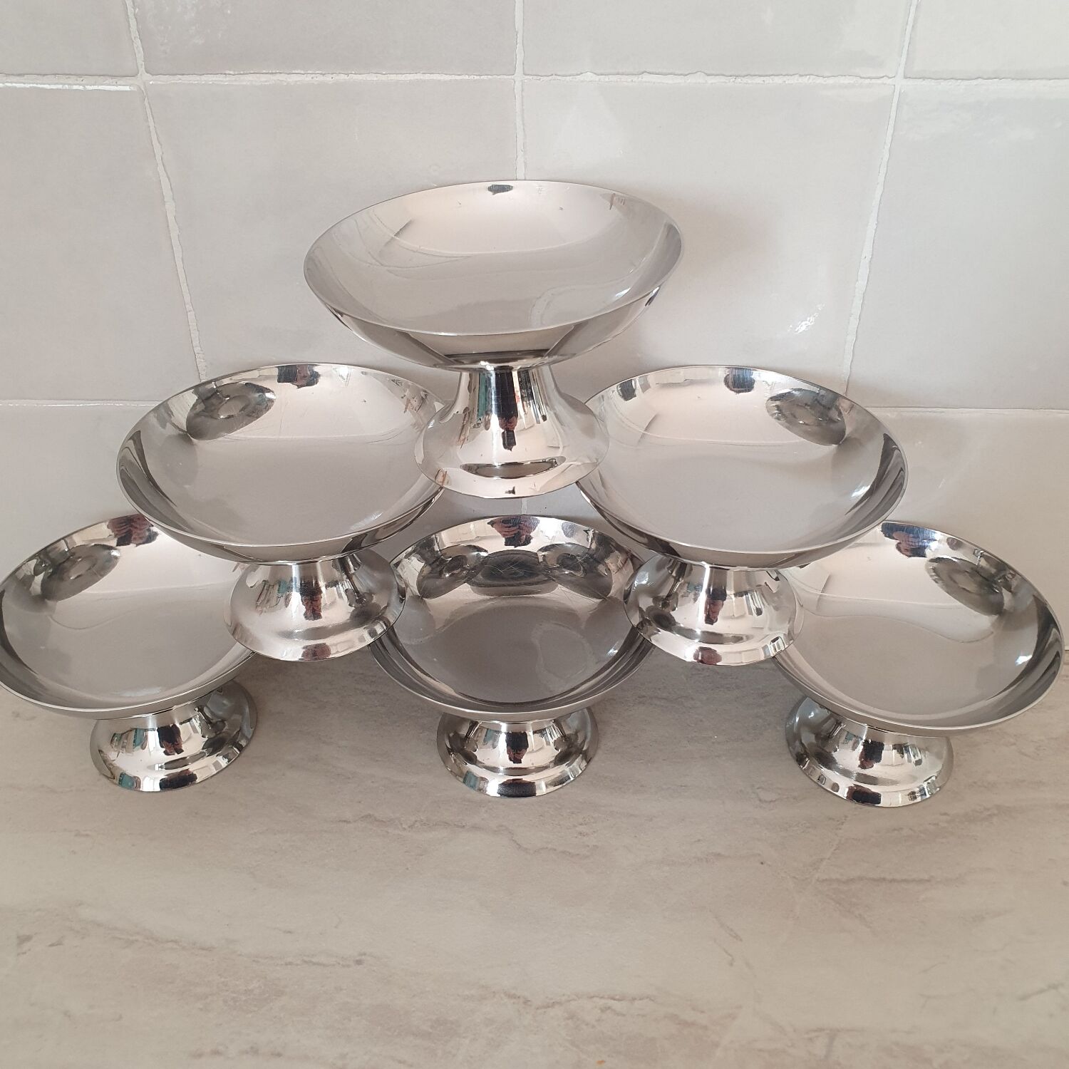 6 stainless steel 18/10 dessert bowls