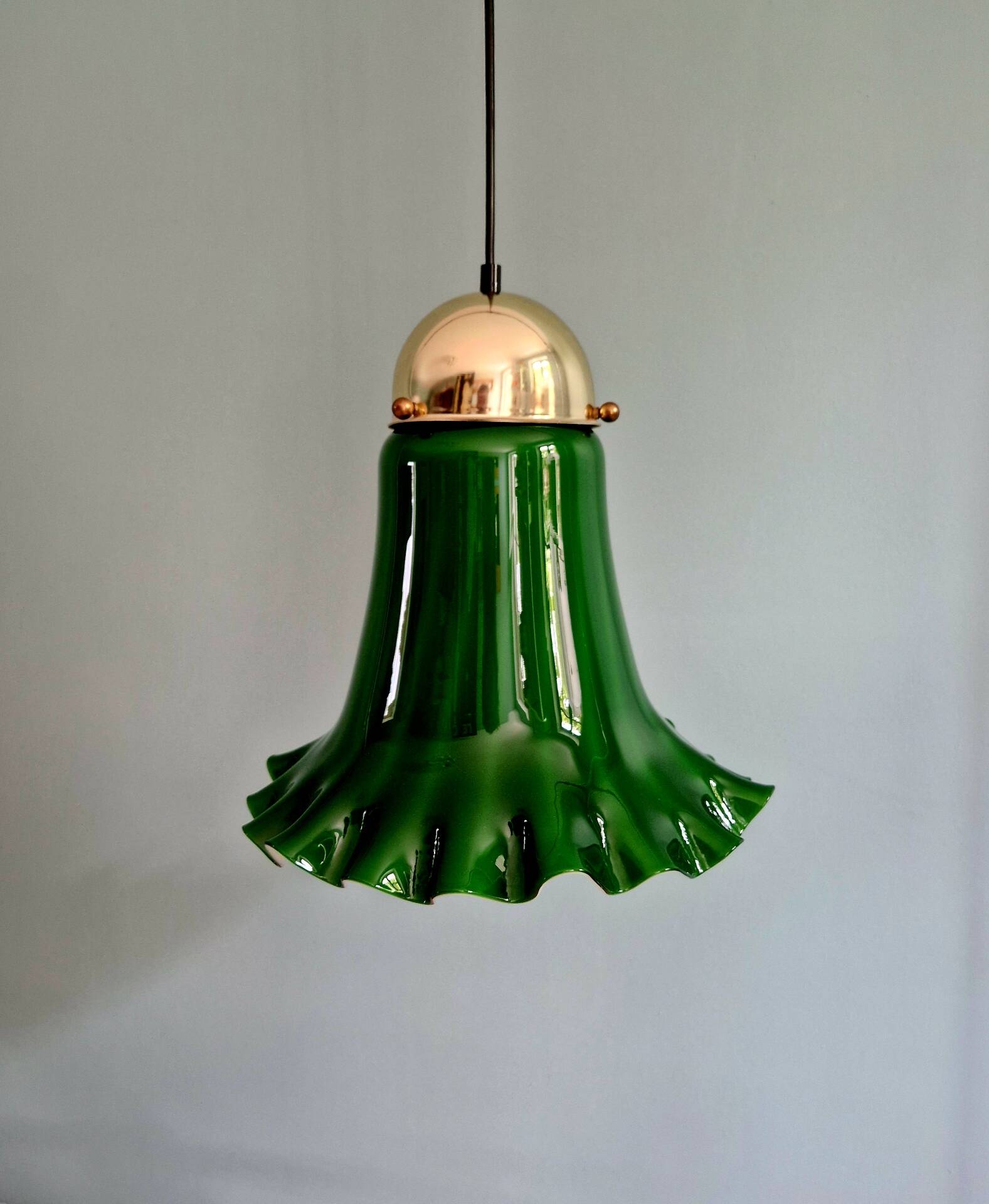 Suspension in green opaline with a scalloped edge, Peill & Putzler, 1970