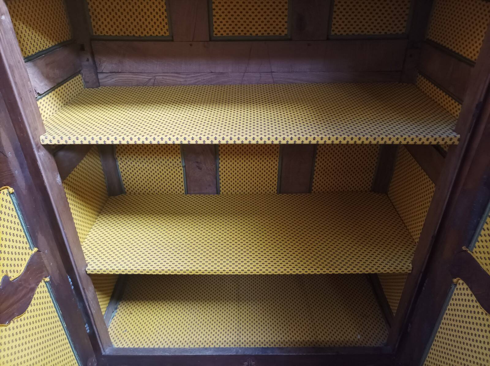 19th-century oak Renaissance wardrobe