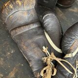 Old pair of leather boxing gloves