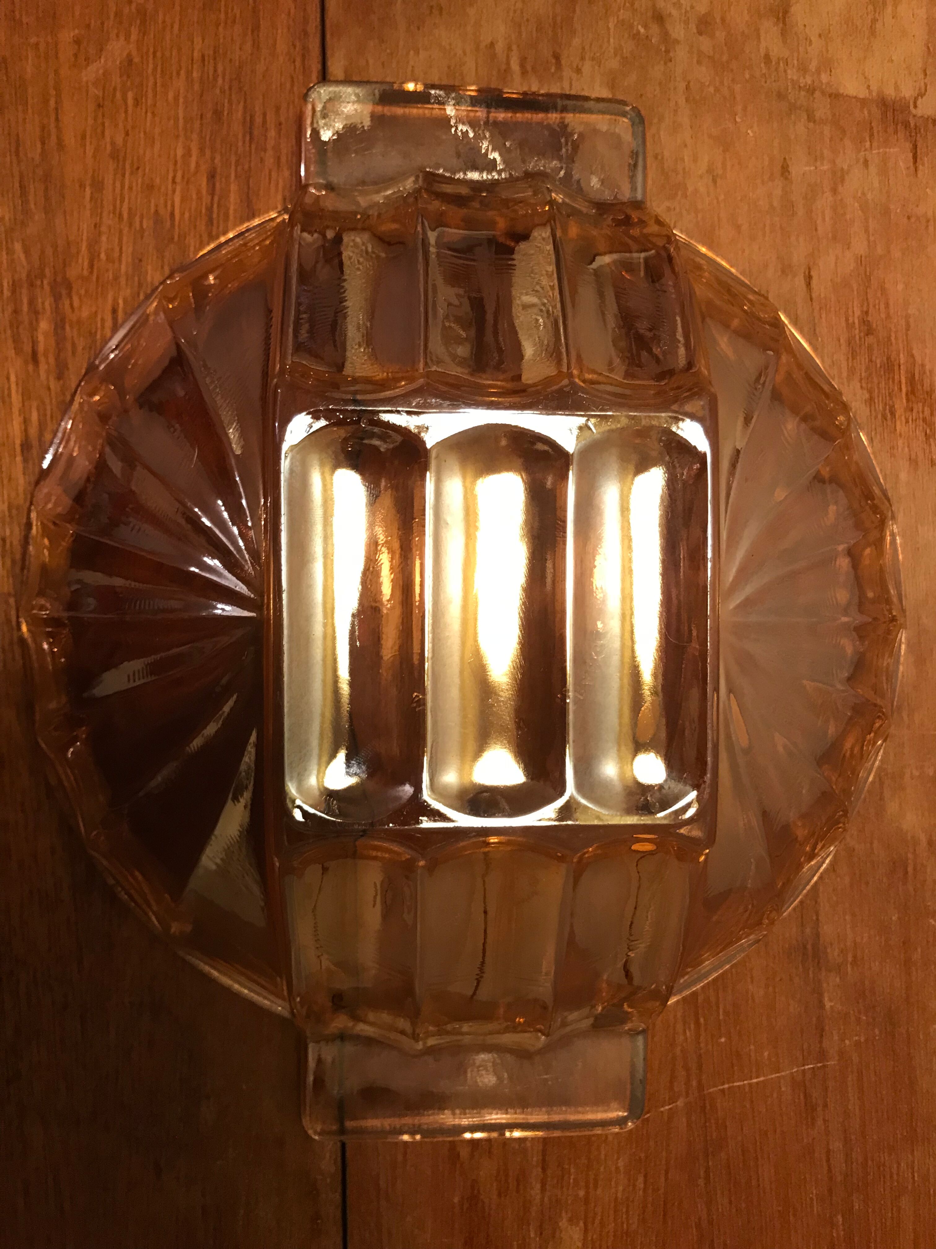 Flat vintage art deco