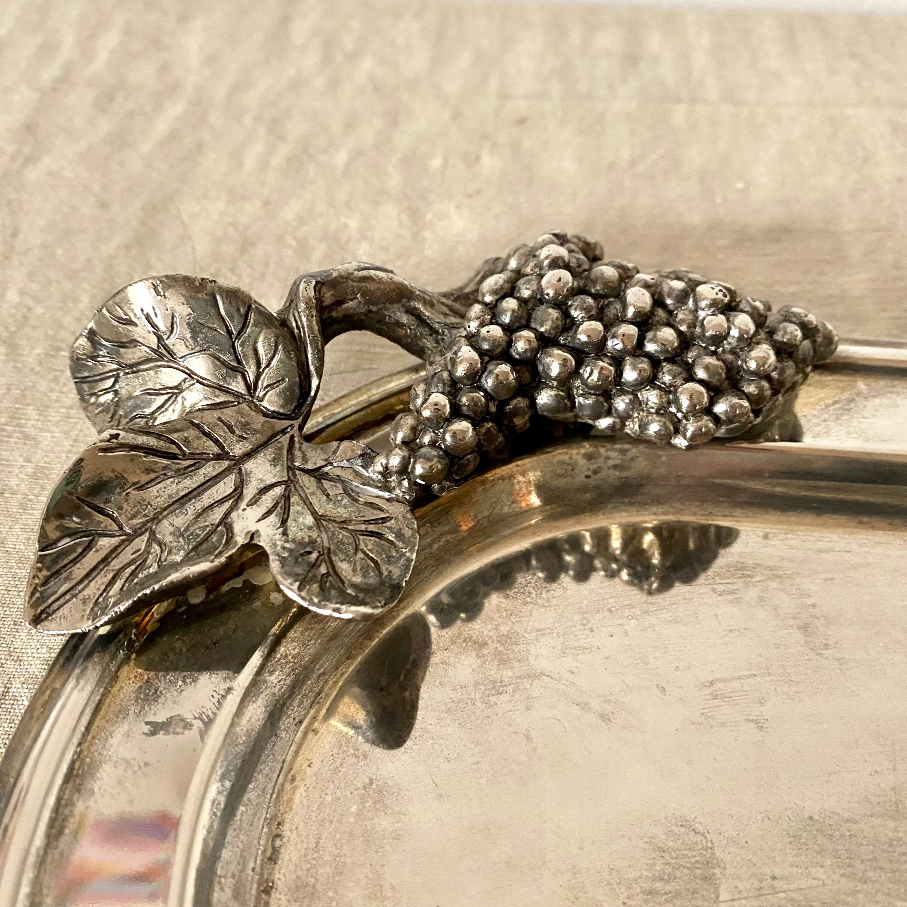 Serving dish foie gras silver metal