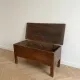 Coffre, pétrin ancien en bois