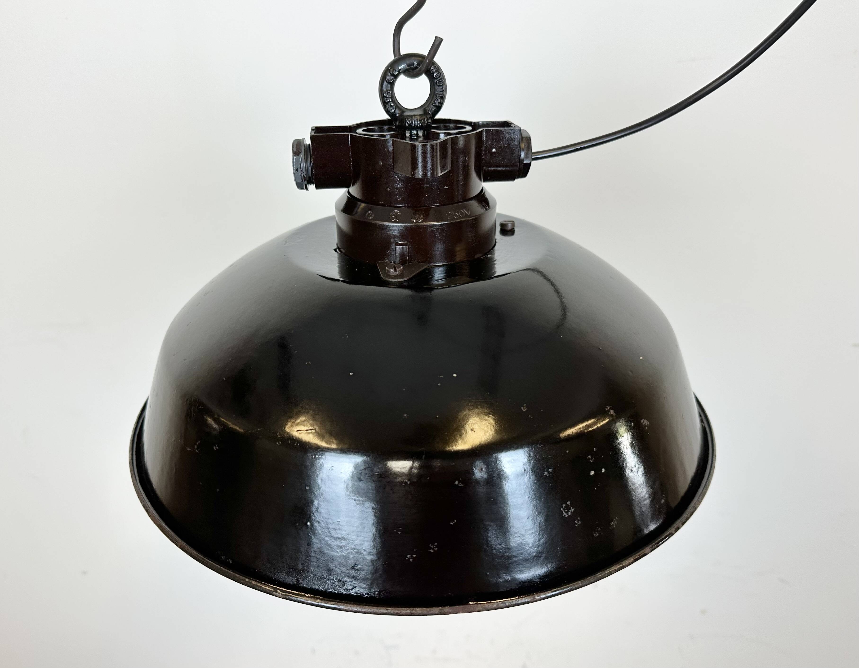 Industrial black enamel factory pendant lamp, 1950s