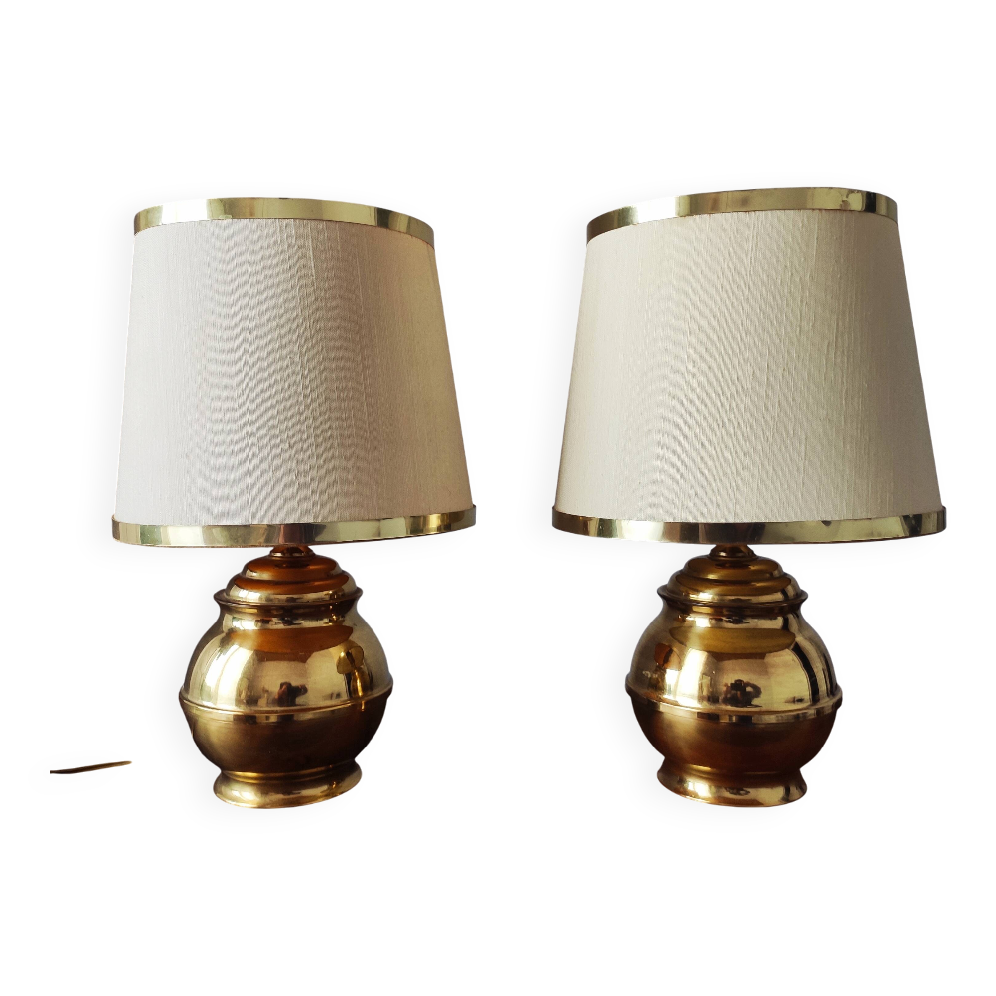 Pair of vintage 1970s Italian lamps in solid brass