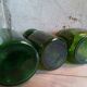 Trio de flacons d'apothicaire en verre vert