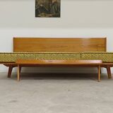 Banquette Daybed jaune vif par Drevotvar, ex Tchécoslovaquie 1960
