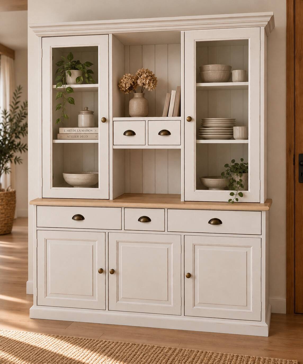 Buffet vitré en pin relooké