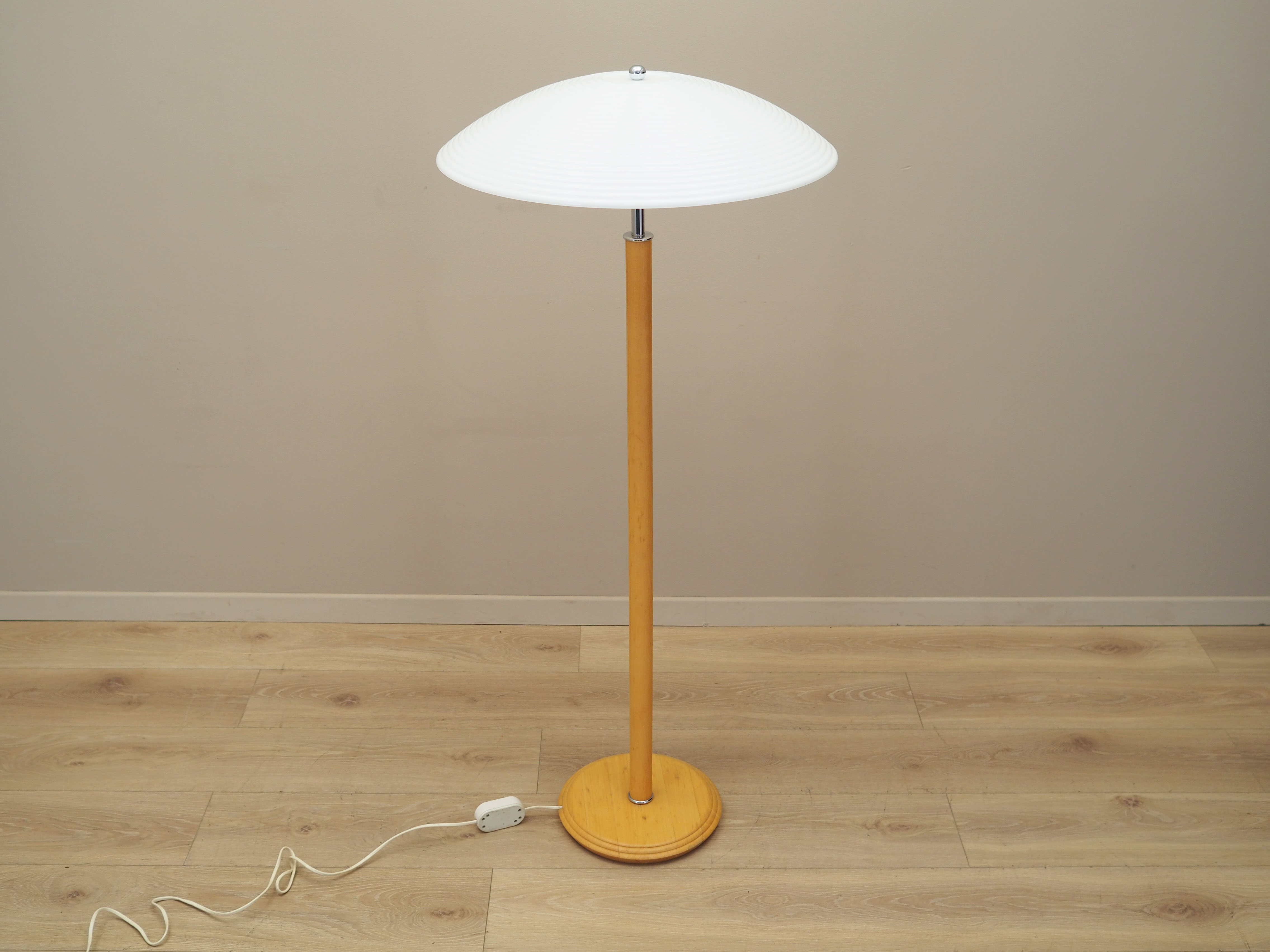 Lampadaire, design danois, années 1970, production: Danemark