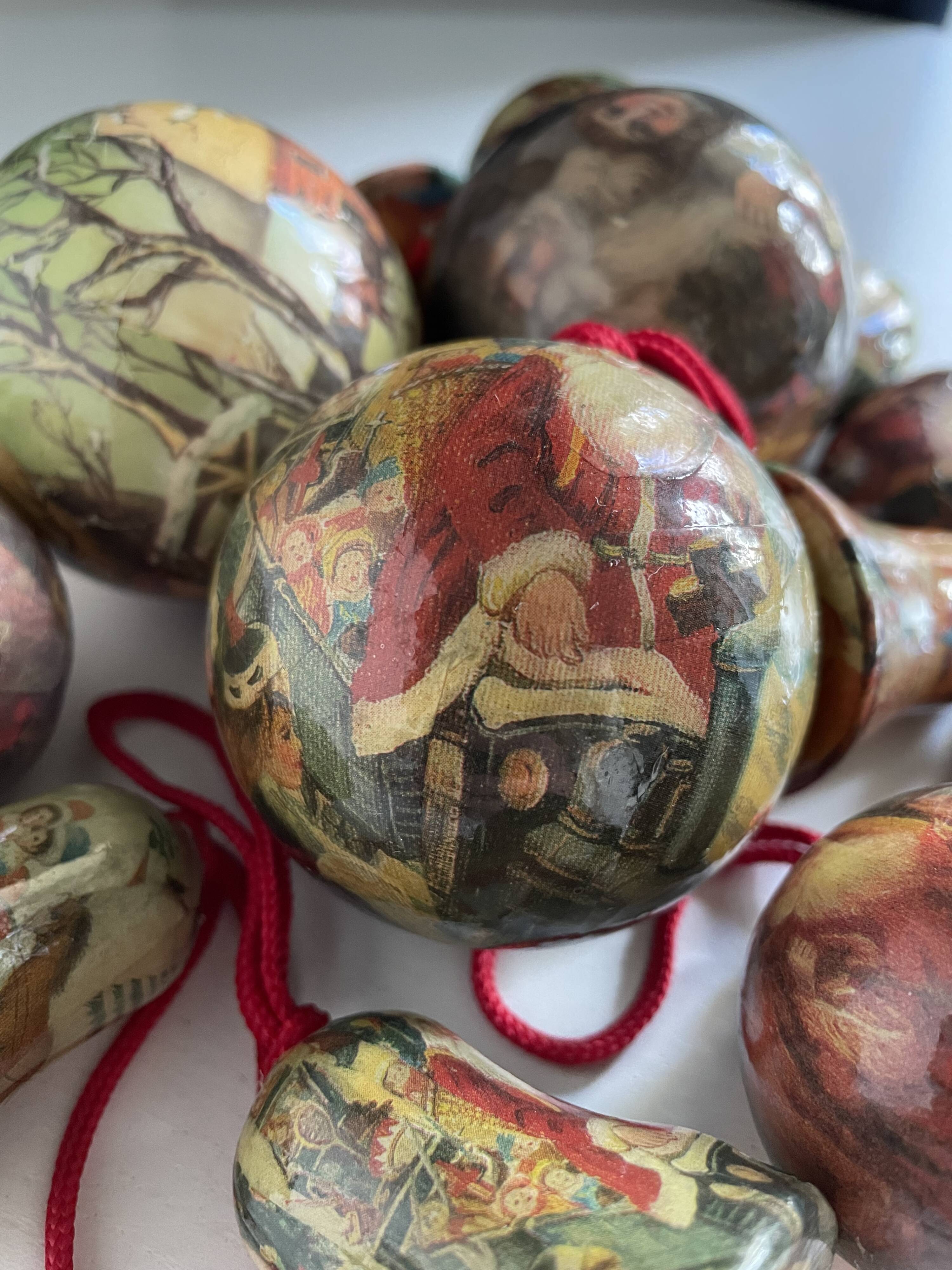 Ensemble de 15 décorations de Noël en papier mâché vintage