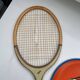 Raquette de tennis Snoopy John Newcombe