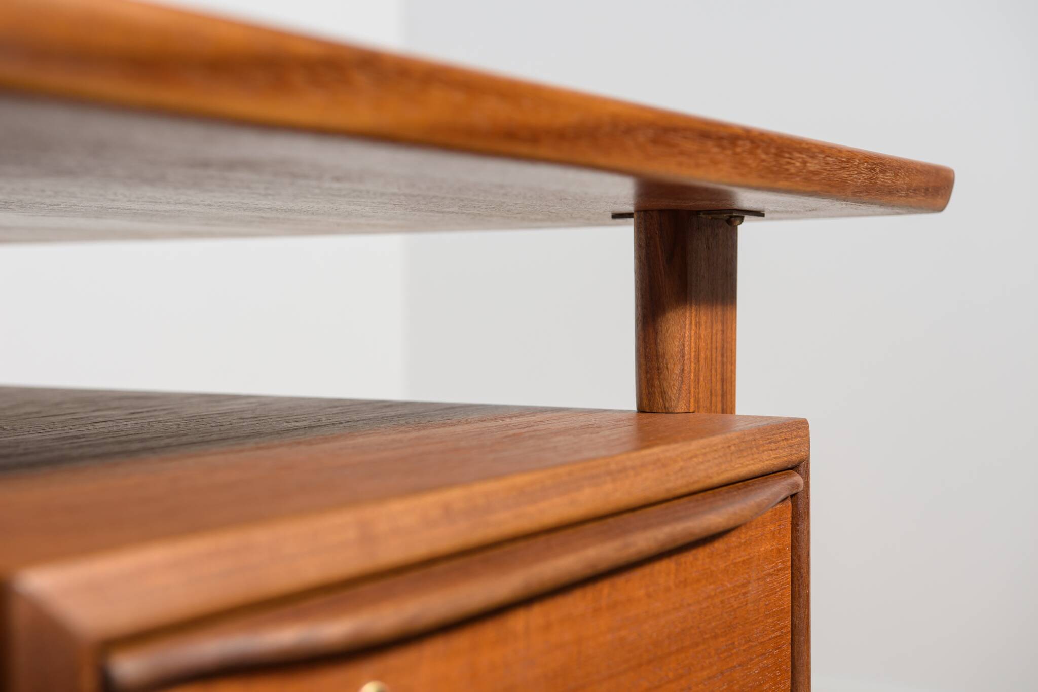 Mid-century freestanding teak desk by Peter Løvig Nielsen for Loviq, 1960s
