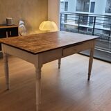 Farmhouse table