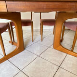 Extendable table in Scandinavian teak 70s