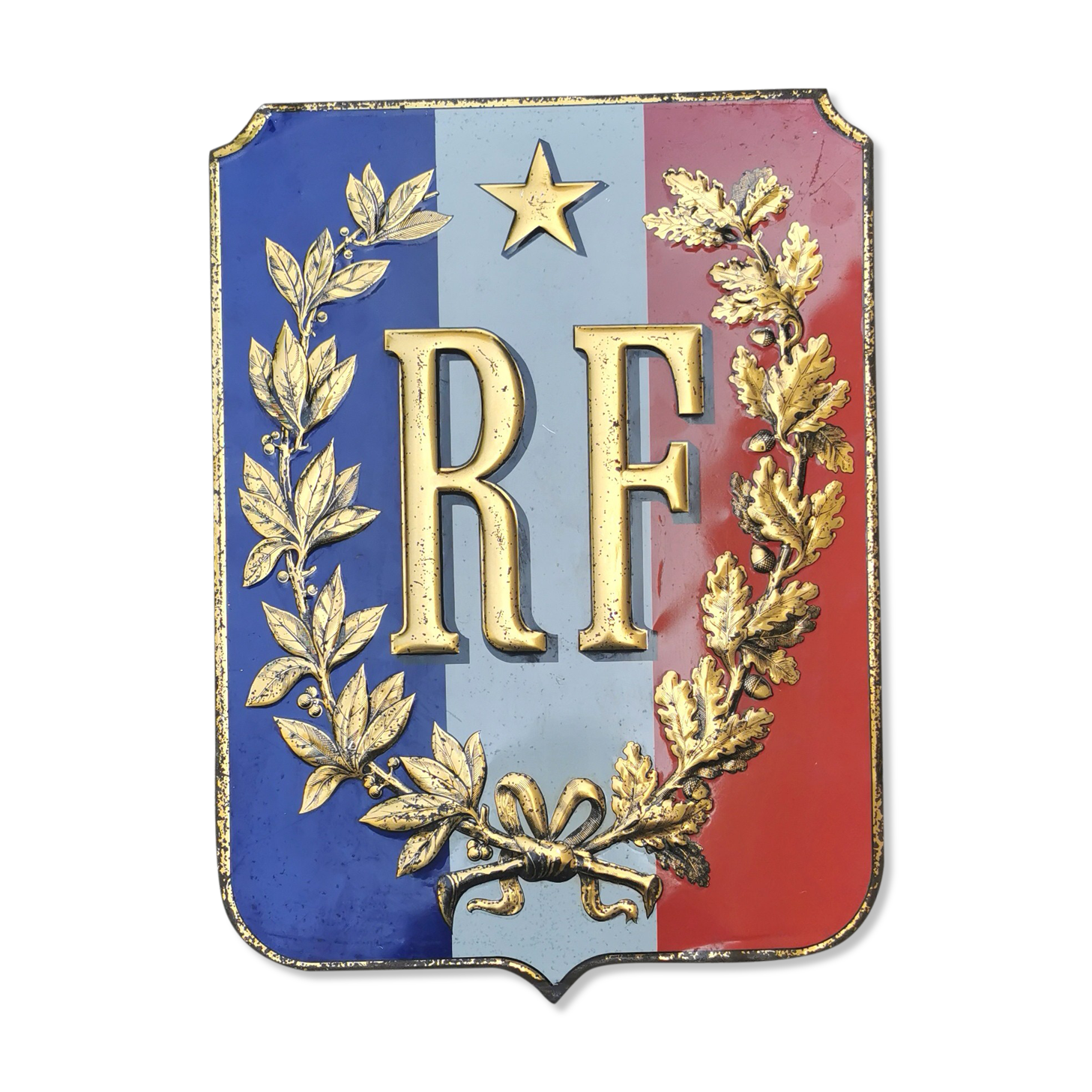 Sheet metal plate carries the flag of the French Republic