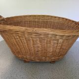 Wicker laundry basket