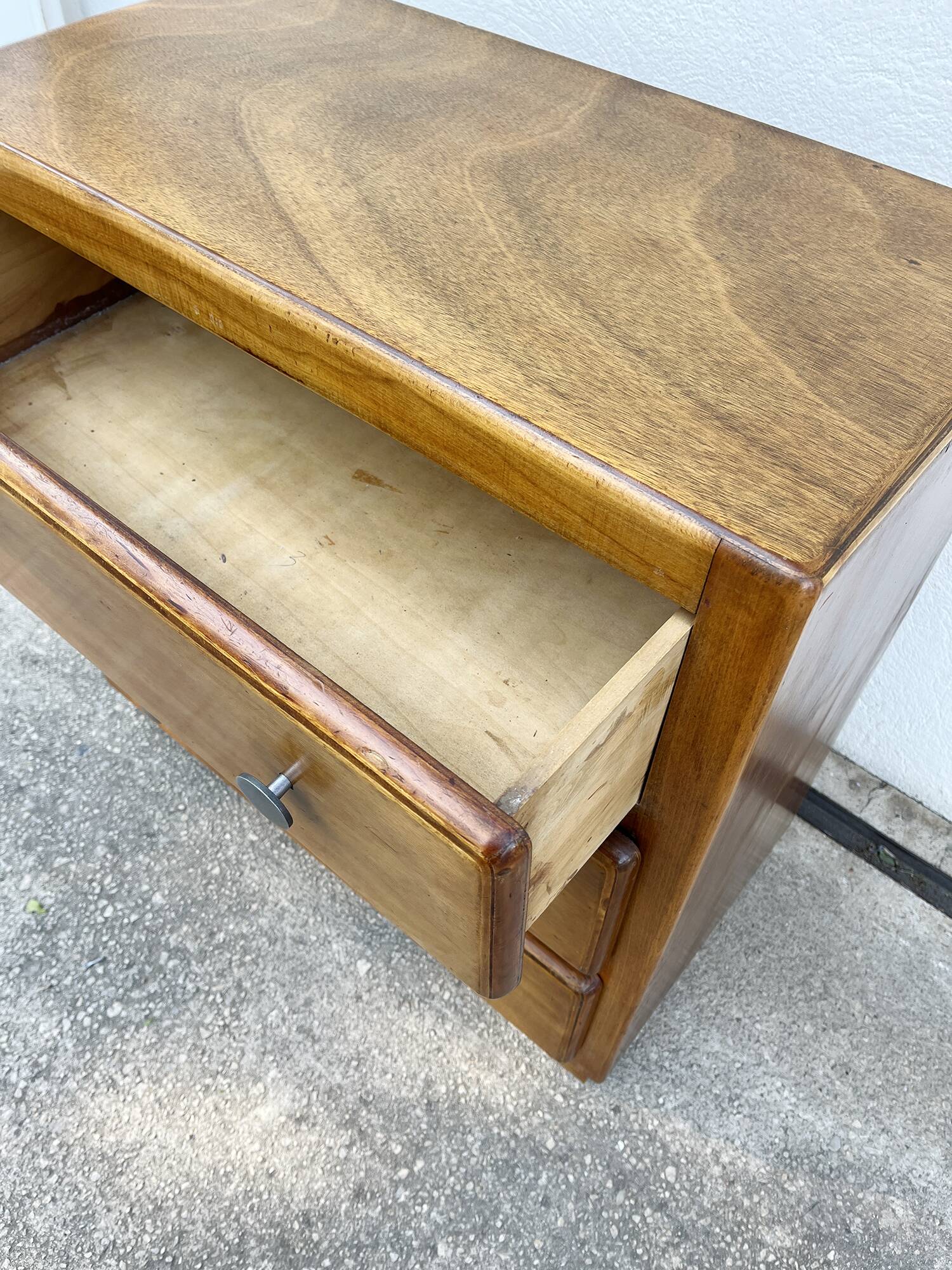 Commode vintage des années 40