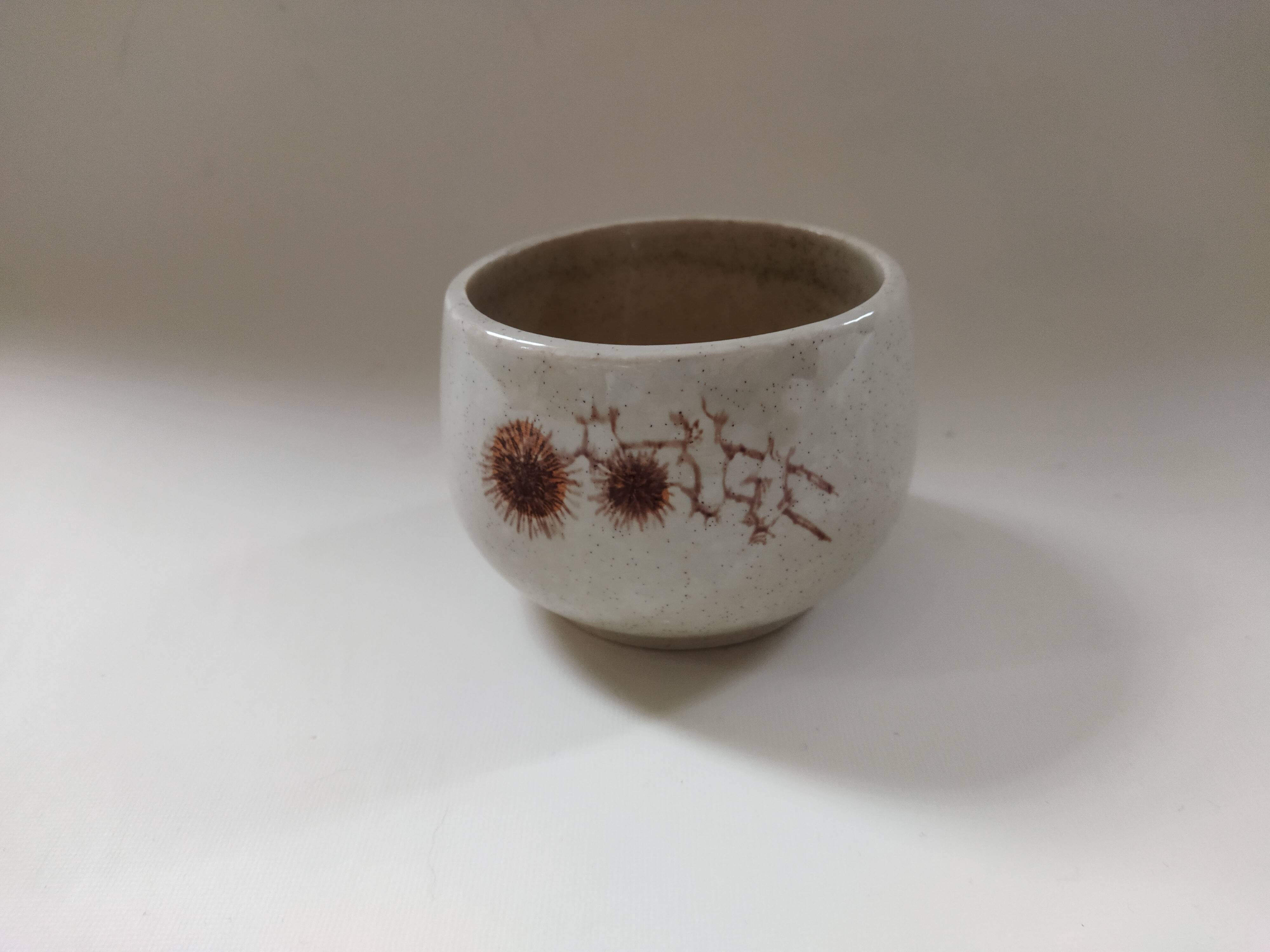 Sandstone bowl Sarreguemines Chardons