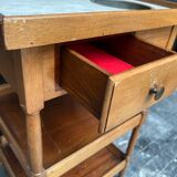 Old refreshing table