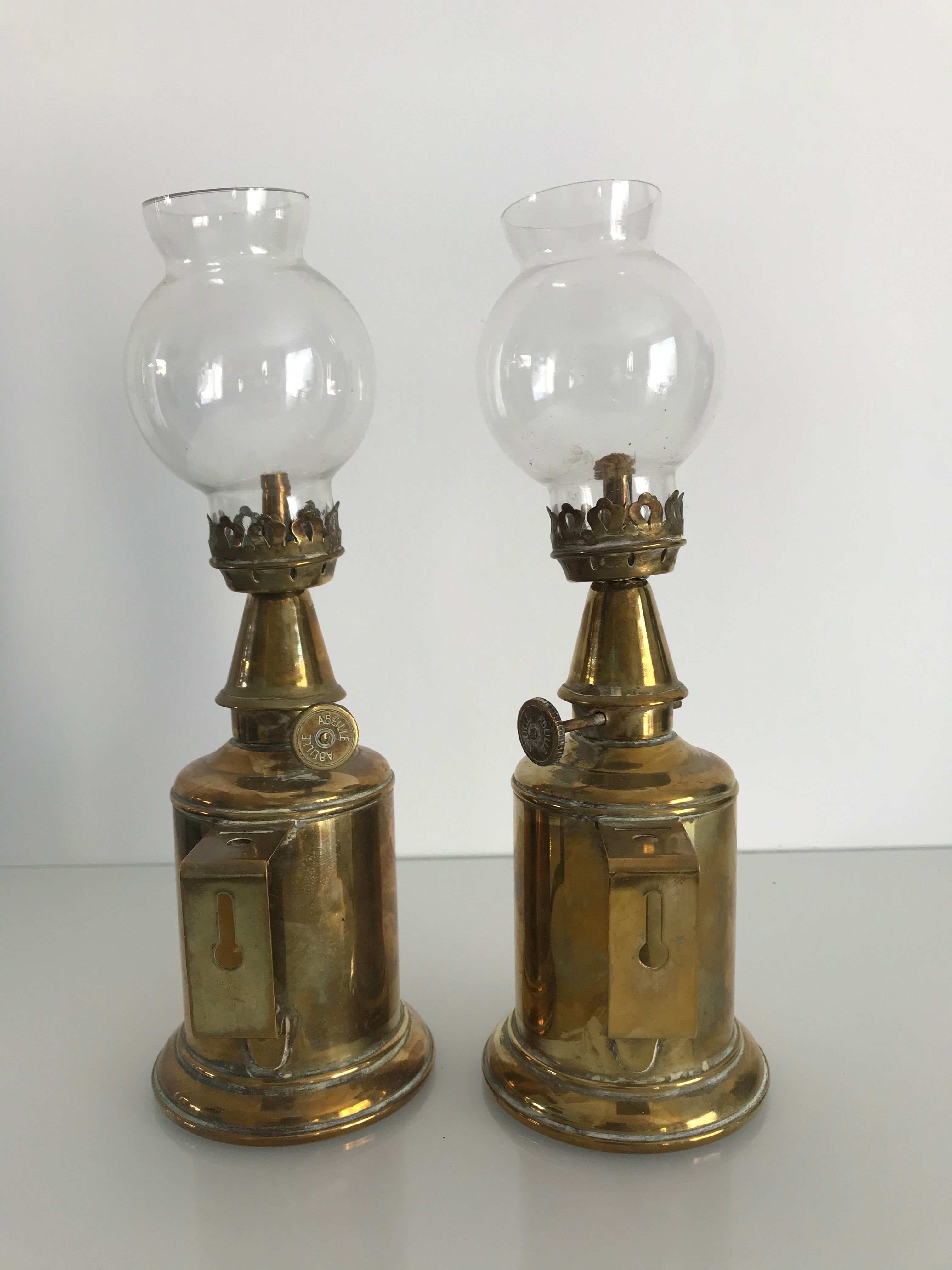 Lampe feutrée abeille laiton lot