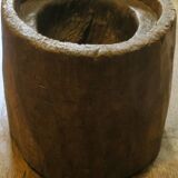 Table basse en souche d'arbre antique sculptée avec plateau en verre circulaire