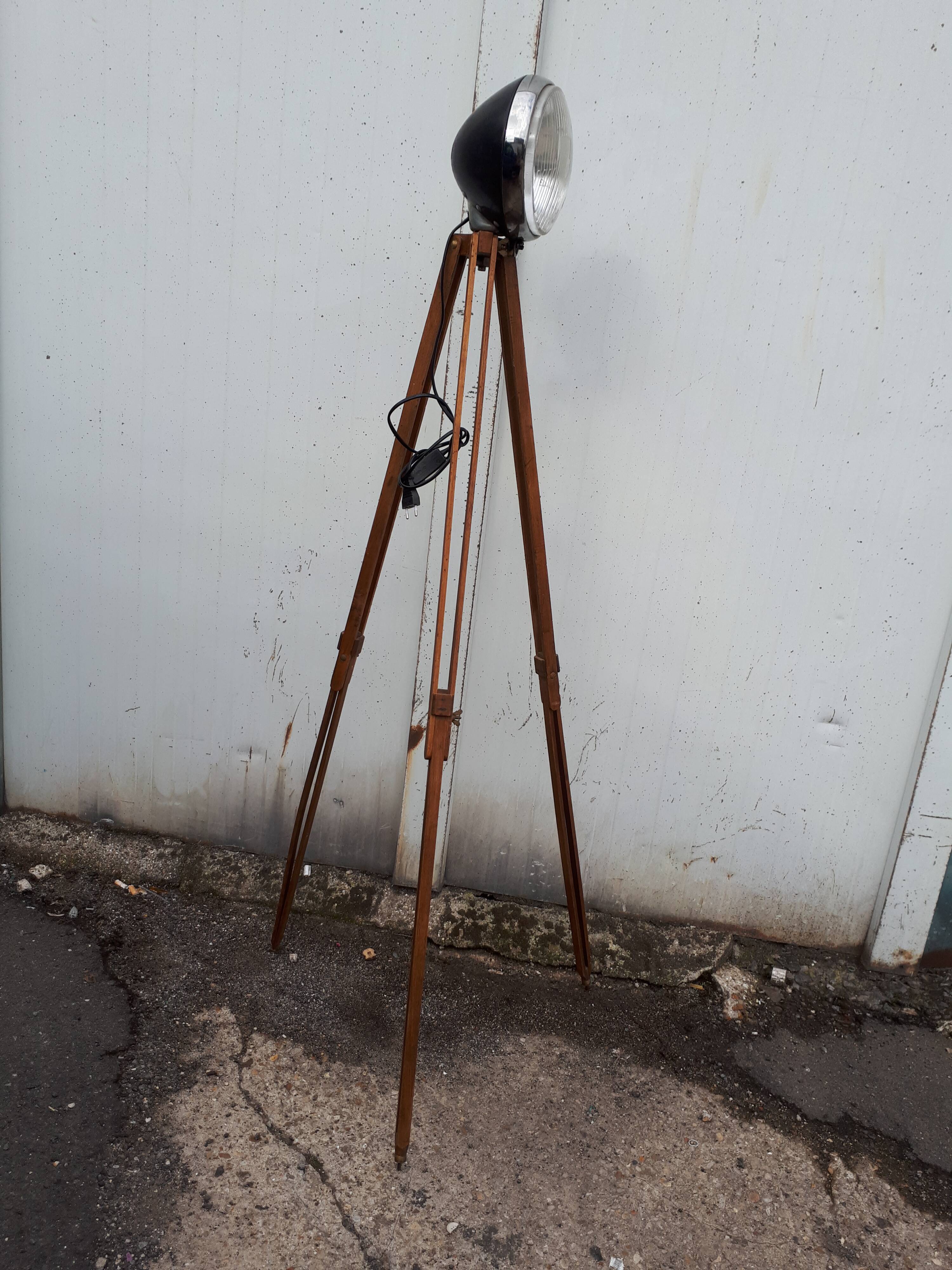 Projector industrial marchal lighthouse on tripod wood adjustable in height