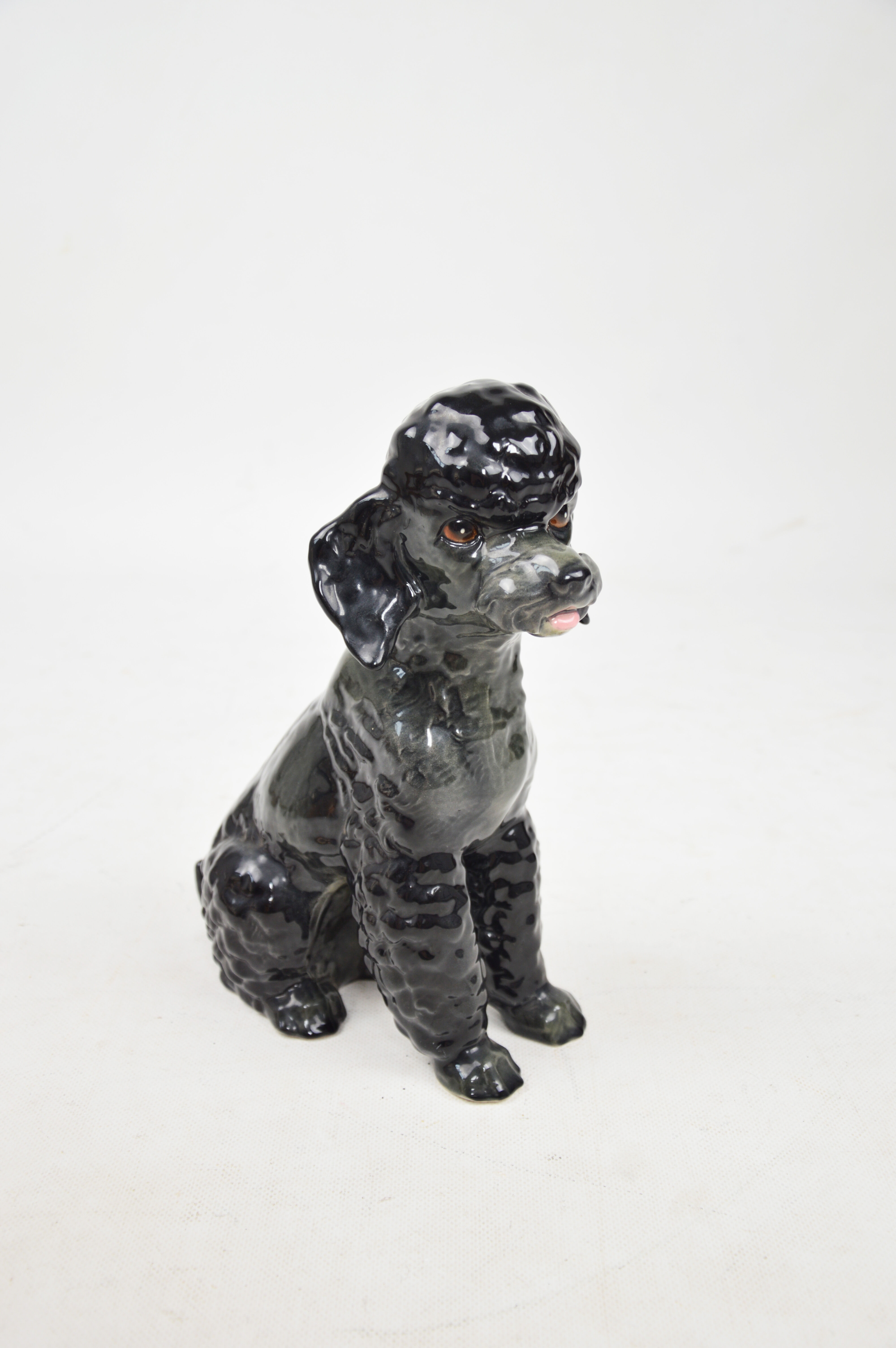Dog figurine, Goebel, Germany, 1970s