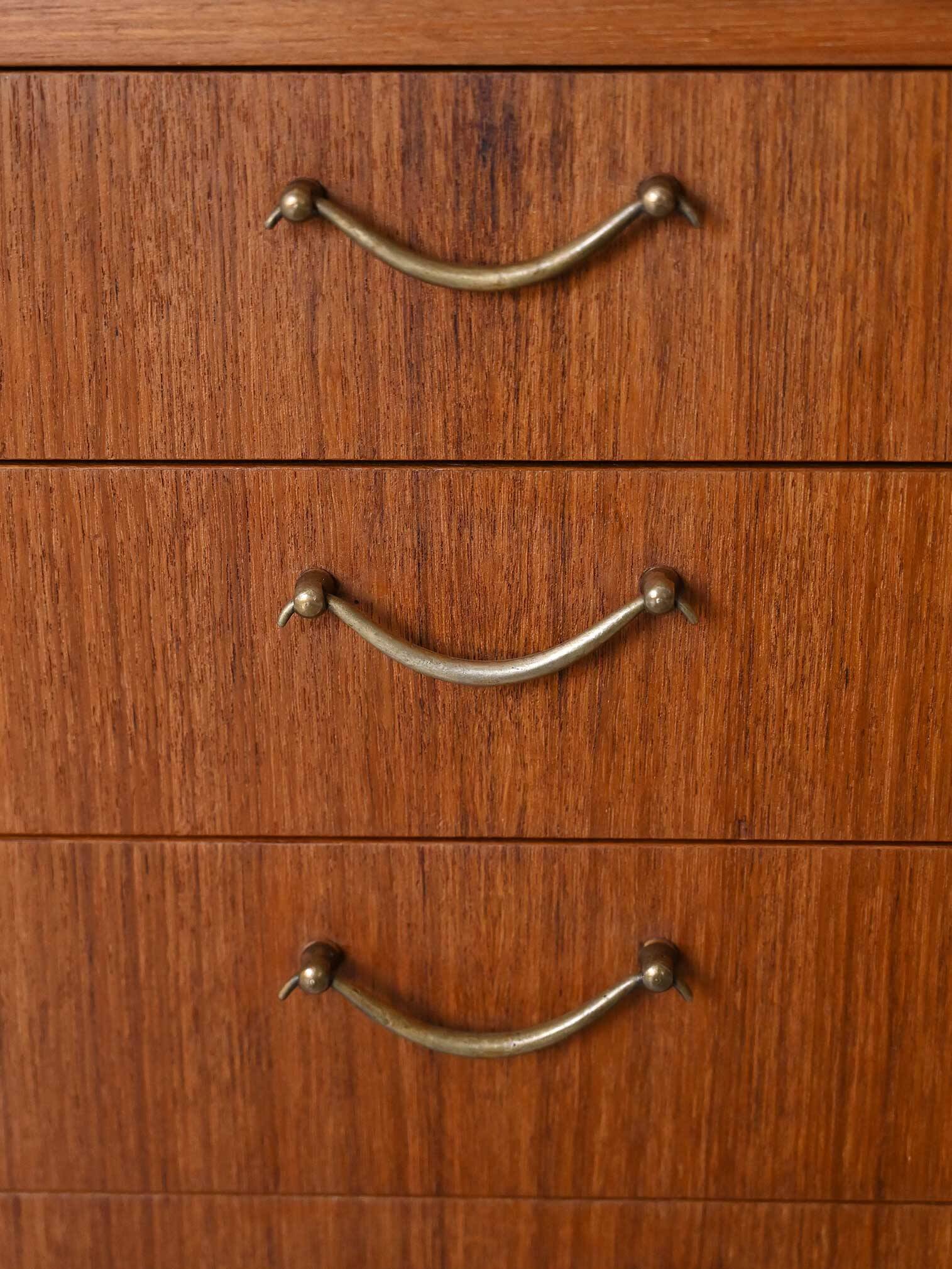 Table de chevet vintage scandinave en teck avec quatre tiroirs