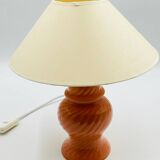 Dandy style ceramic lamp