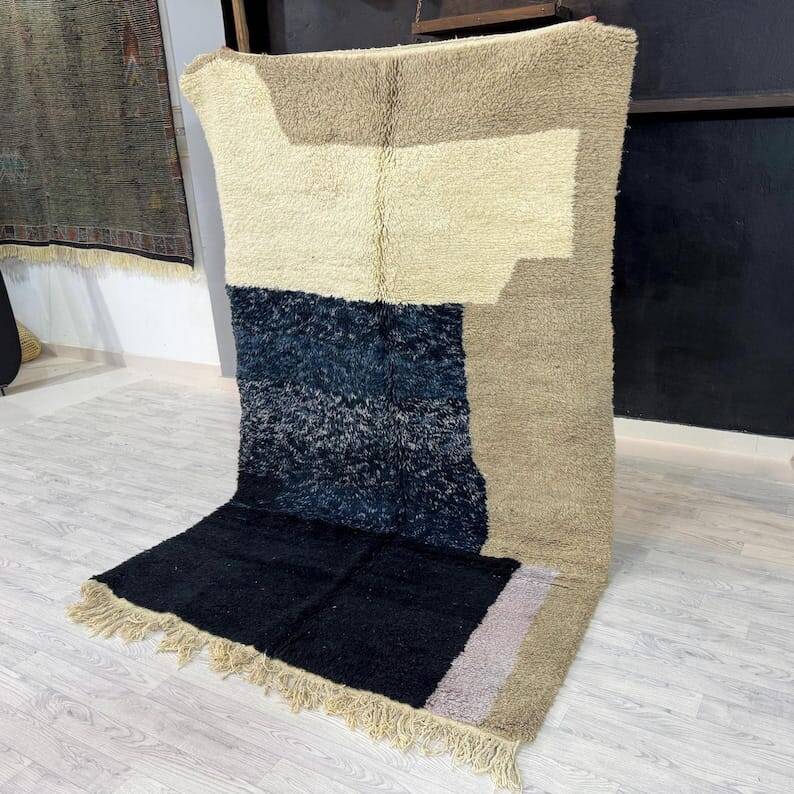 Pure natural wool rug size 200 x 300 cm