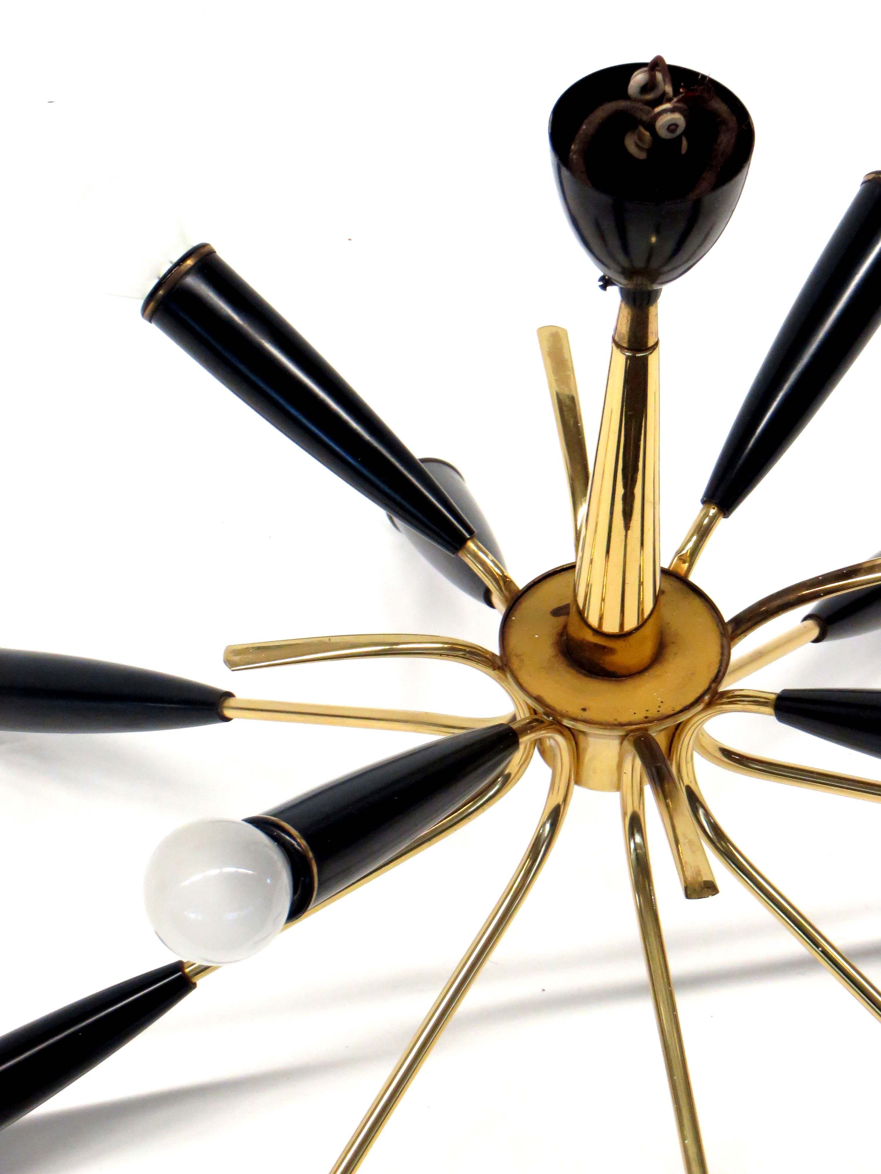 Hollywood Regency style chandelier with 12 luminous points