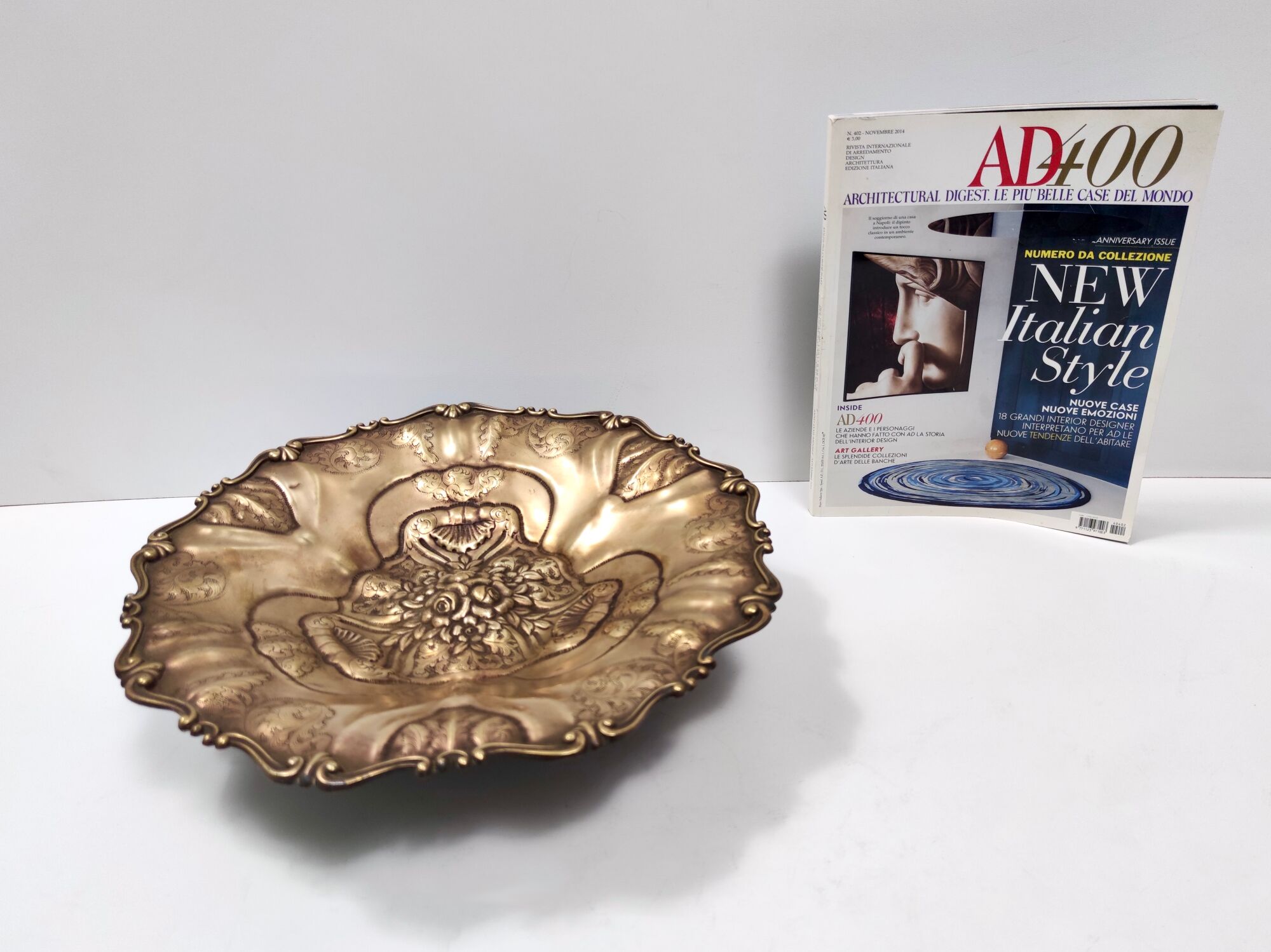 Vintage chiseled and embossed cast bronze centerpiece bowl, Italy