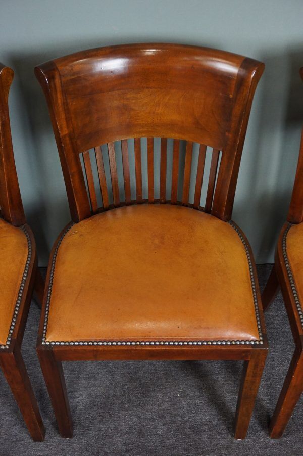 Set of 6 leather dining chairs