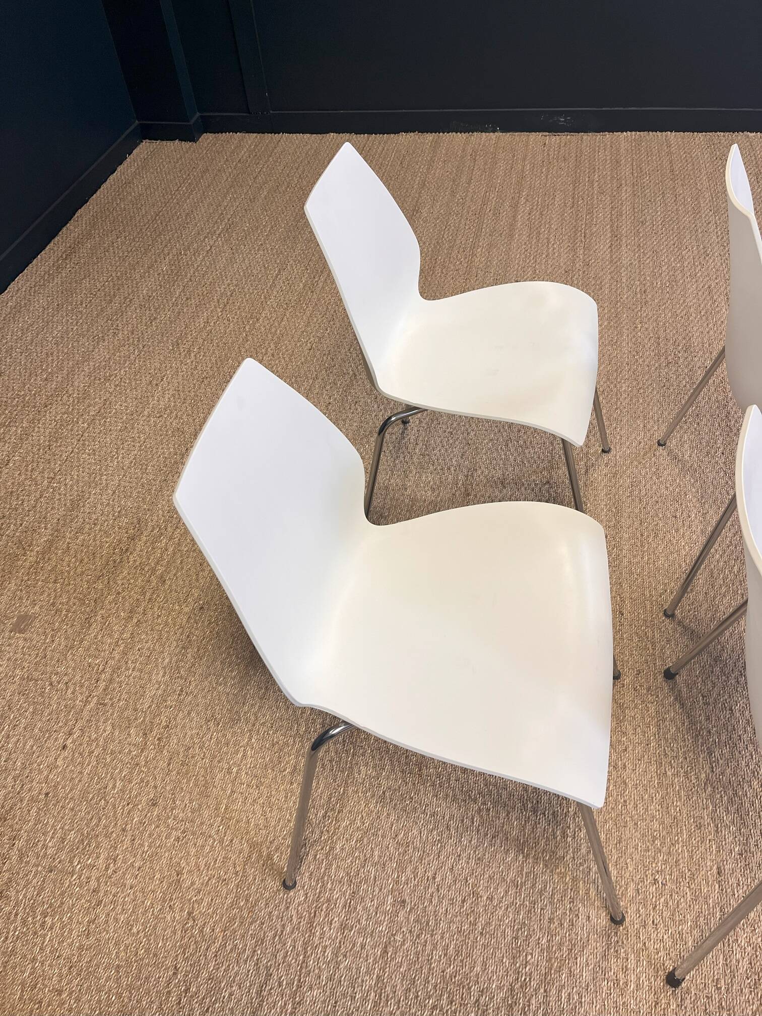 Set of 4 white Maui chairs by Magistretti for Kartell 2000s Italy