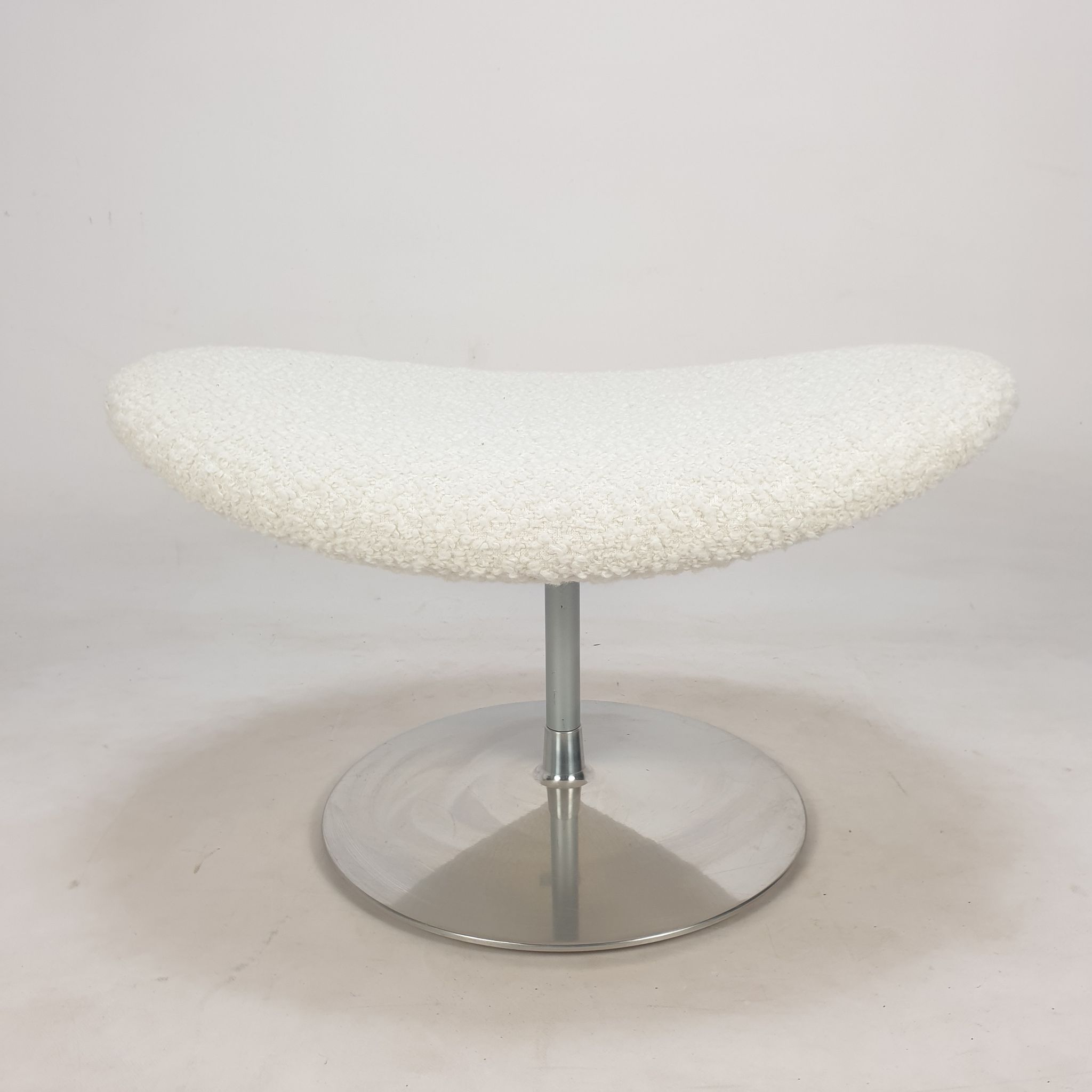 Big Globe Armchair with Ottoman by Pierre Paulin for Artifort, 1980s